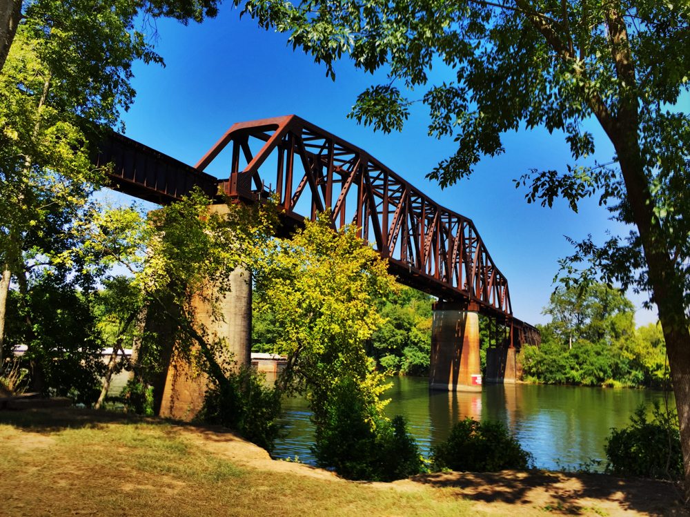 Scenes from the Tuscaloosa Riverwalk Picture Birmingham