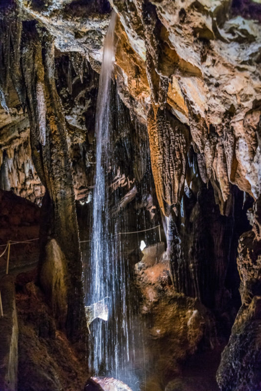 170306c-Desoto-Caverns-Waterfall