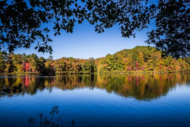 10 29 18 – Oak Mountain Lake In The Fall 