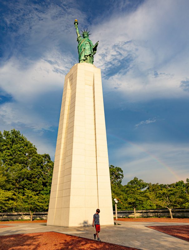 190630-Lady-Liberty-and-the-Rainbow-IMG_6711s