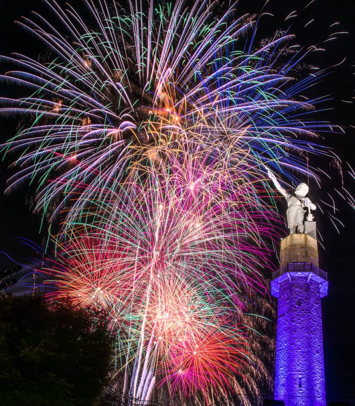 200704-colorful-finale-vulcan-fireworks-_M7A5121 s