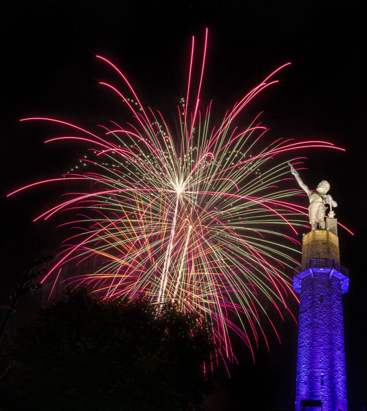 200704-reds-and-yellows-vulcan-fireworks_M7A5034 s